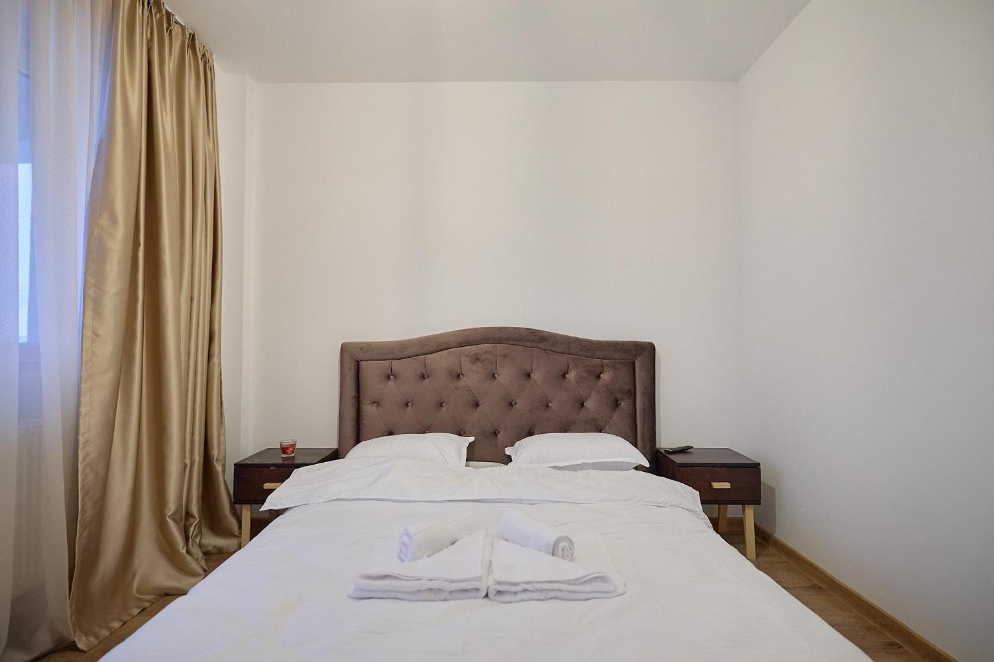 Cozy Collection Apartments At Palas Mall 雅西 外观 照片