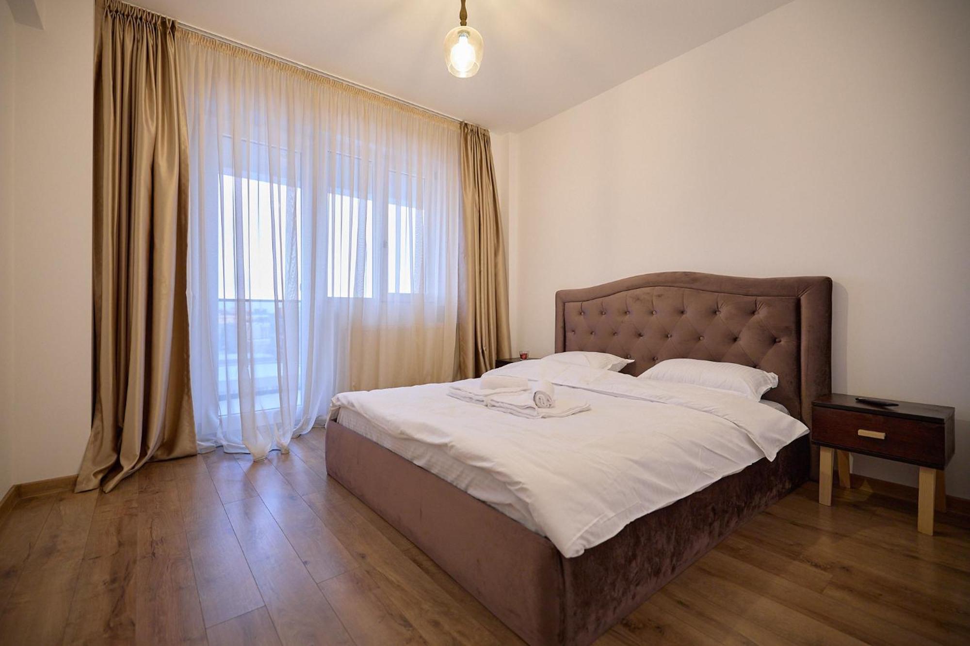 Cozy Collection Apartments At Palas Mall 雅西 外观 照片