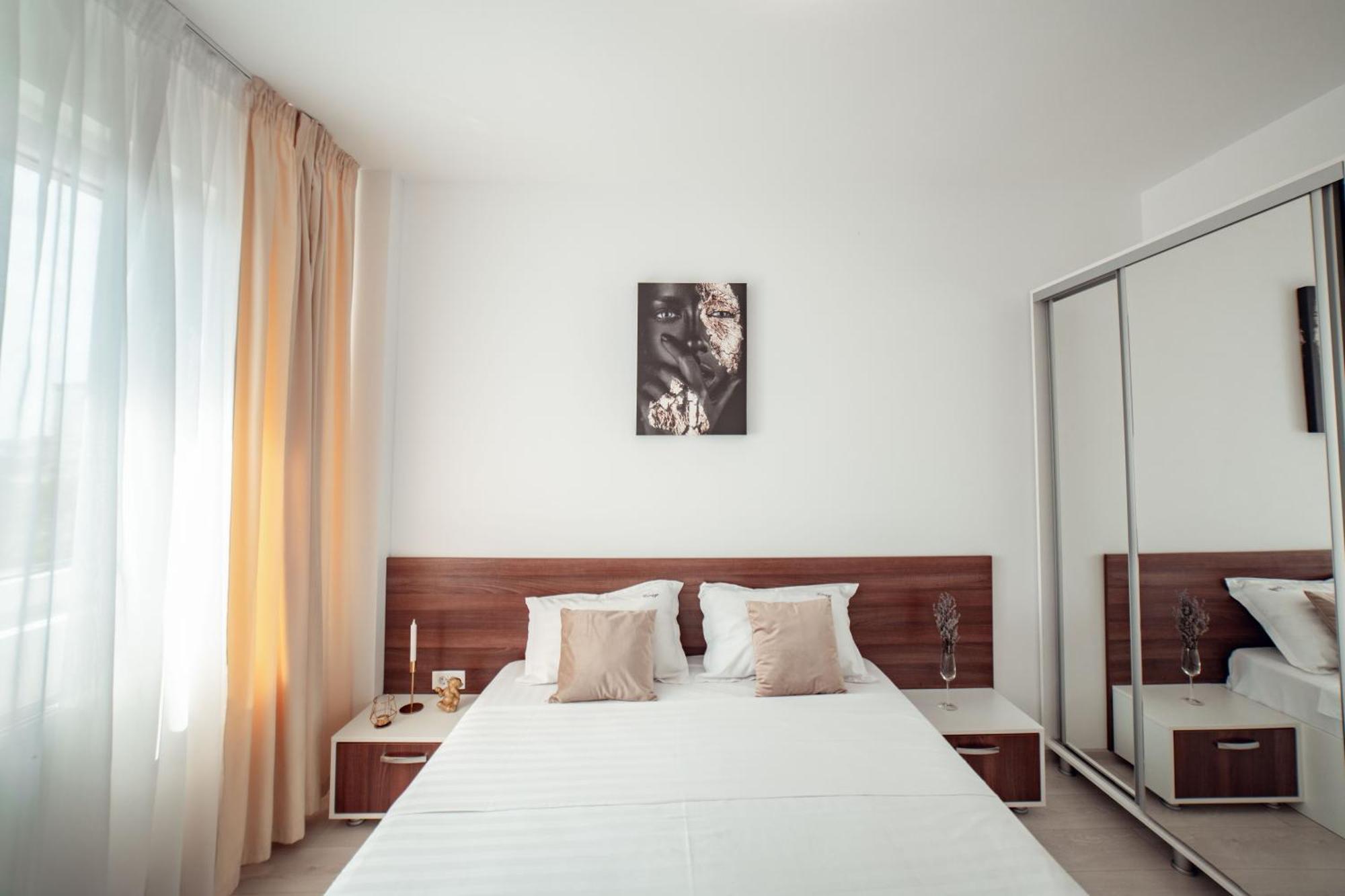 Cozy Collection Apartments At Palas Mall 雅西 外观 照片